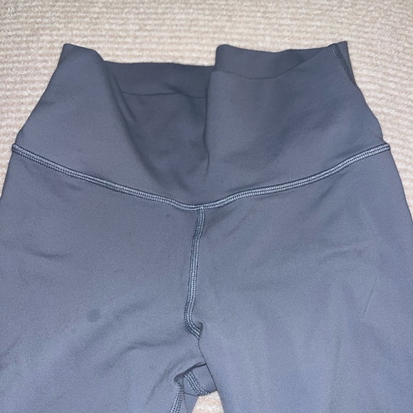 Alo leggings - Picture 3 of 7